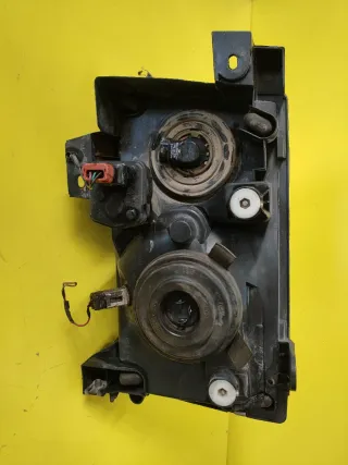 FARO DELANTERO DERECHO NISSAN TERRANO II
