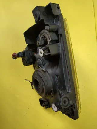 FARO DELANTERO DERECHO NISSAN TERRANO II