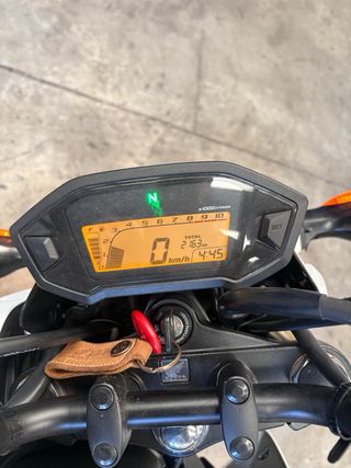 Honda MSX 125 Blanca y Dorada