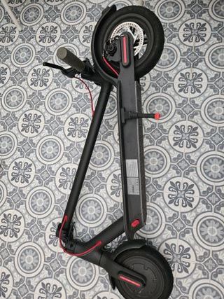 Xiaomi Mi Electric Scooter M365