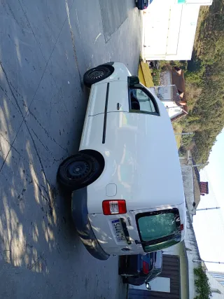 Volkswagen Caddy 2006