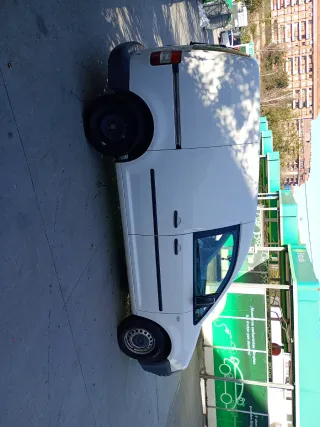 Volkswagen Caddy 2006