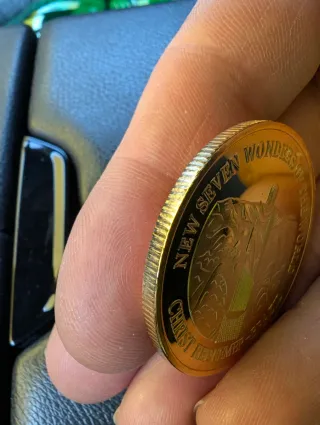 Moneda Cristo Redentor Baño oro.