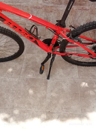 Bicicleta de Montaña Roja