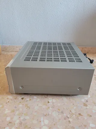 Amplificador Onkyo TX-SR701E