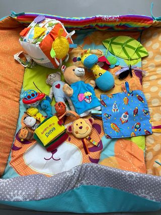 Gimnasio actividades Bebé + juguetes