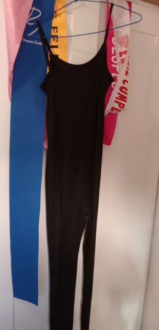 Mono negro tirantes algodón liso