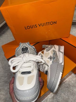Zapatillas Louis Vuitton Azul y Blanco