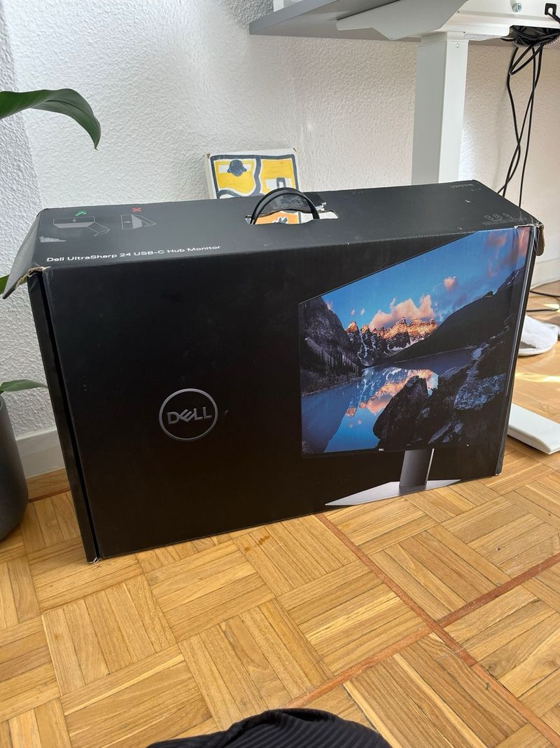 Monitor Dell UltraSharp 24 USB-C Hub afbeelding 5