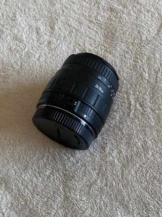 Pack Canon EOS 1300D + Objetivo