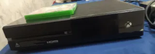 Xbox One + GTA 5 Premium Edition