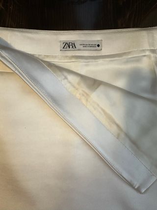 Falda Mini Raso Blanca