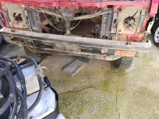 PARAGOLPES NISSAN TERRANO 1