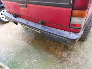 PARAGOLPES NISSAN TERRANO 1