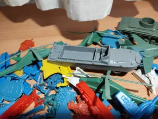 Lote Montaplex figuras militares