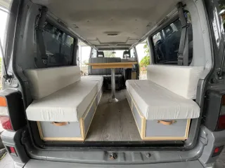 Mitsubishi L 300 1992