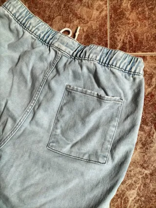 Bermuda vaquera azul