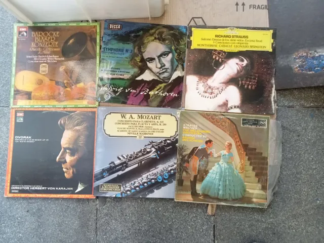 Vinilos unos 70! precio monto 150€! Antiguos Beat