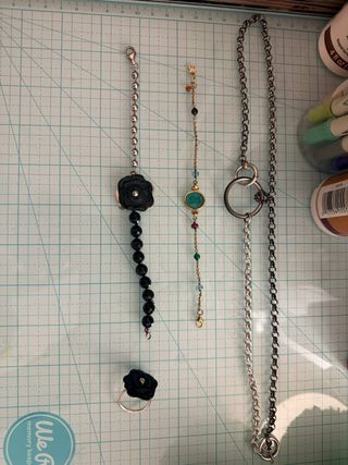 Pulsera Tous Plata y Cuero Flor Negra