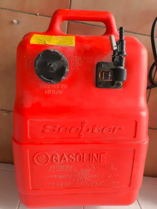 Depósito gasolina Scepter 25L para embarcación