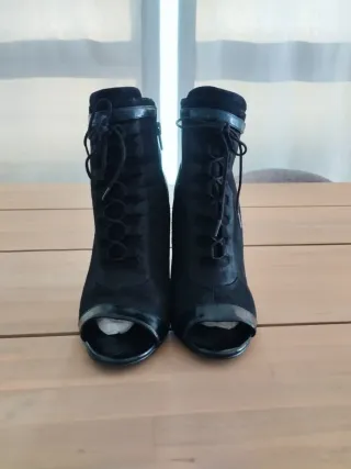 Botines Guess Negros Mujer