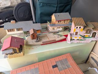 Tren antiguo de vapor con sus correspondientes vía