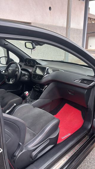 Peugeot 208 Gti By Peugeot Sport