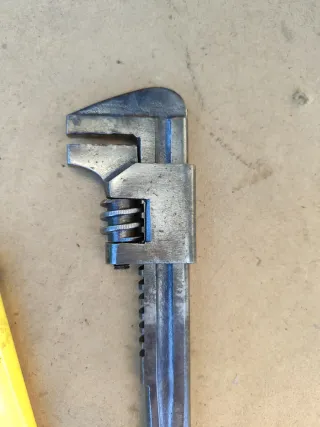 Llave Francesa antigua