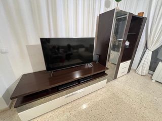 Mueble TV y Vitrina