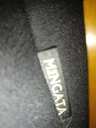 Abrigo Mangata Negro Talla M