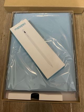 FUNDA TECLADO IPAD A16 11Gen 2025 + Metapen A8