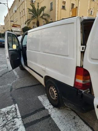 Alquiler de Furgoneta Ford Transit 2008