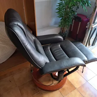 Poltrona massaggiante reclinabile in pelle
