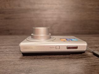 Cámara Digital Olympus X-940 - 14 MP, Zoom Óptico