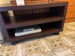 Mesita de salón/comedor con ruedas