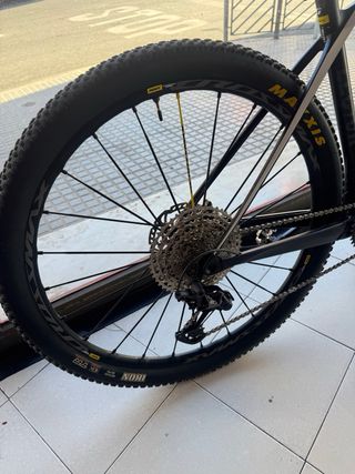 Bici montaña Ghost llantas Mavic