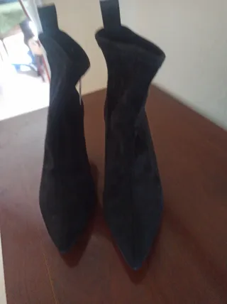 Botines negros tacón fino