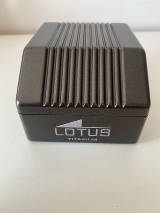 Reloj Lotus Cronógrafo Dorado y Gris