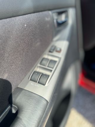 Toyota Corolla 1.6 VVT-i Sol Auto