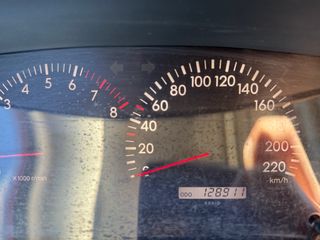 Toyota Corolla 1.6 VVT-i Sol Auto