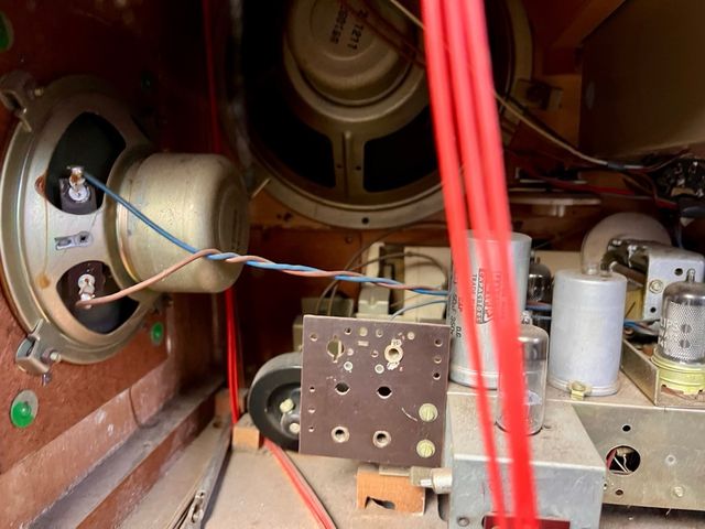 Radio de válvulas ERRE KY 5476