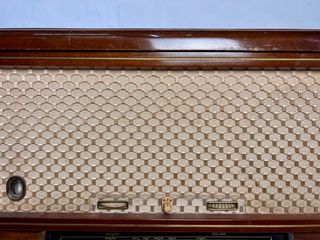 Radio de válvulas ERRE KY 5476