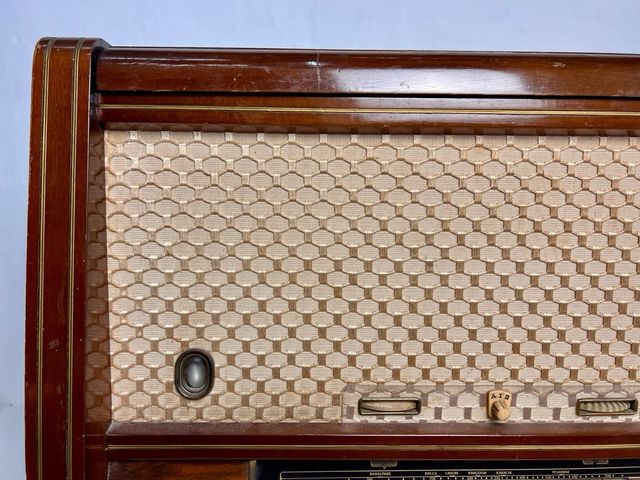 Radio de válvulas ERRE KY 5476