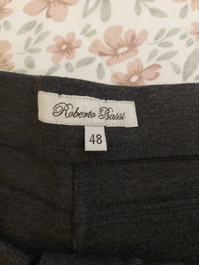 Pantalón gris marengo de mujer talla 48