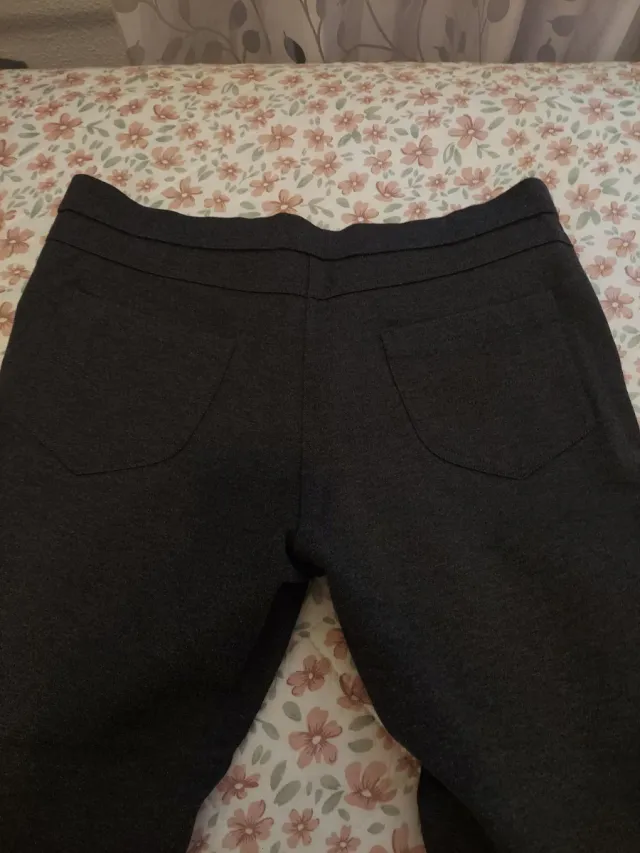 Pantalón gris marengo de mujer talla 48