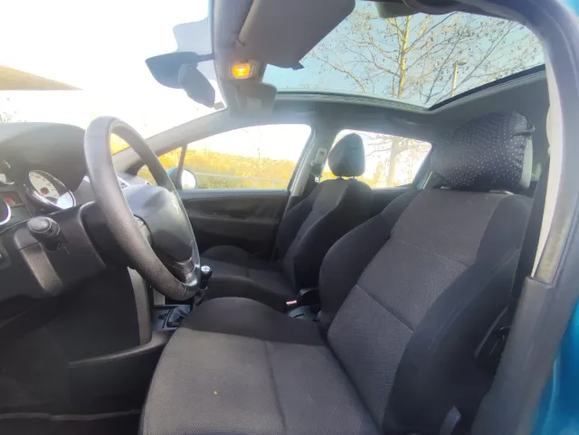 76.000km!!! Peugeot 207 SW SPORT 1.6HDI