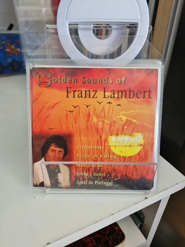 LOTE DE 50 CDS JAZZ,ROCK,ORIGINALES