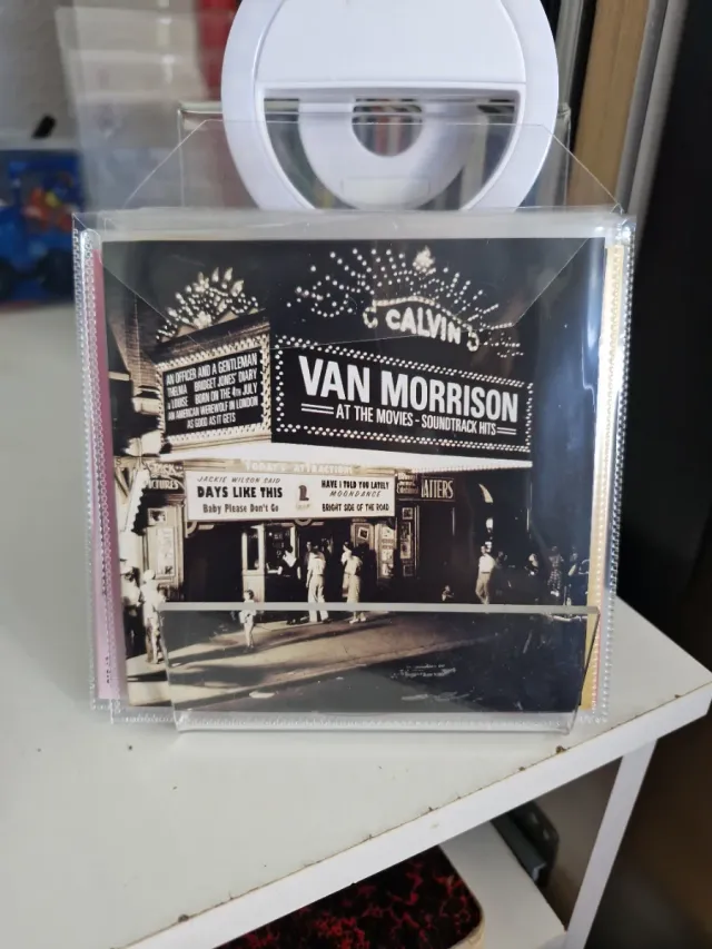 LOTE DE 50 CDS JAZZ,ROCK,ORIGINALES