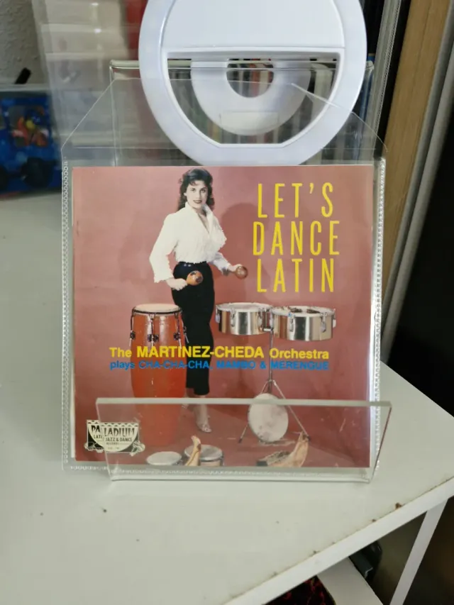 LOTE DE 50 CDS JAZZ,ROCK,ORIGINALES