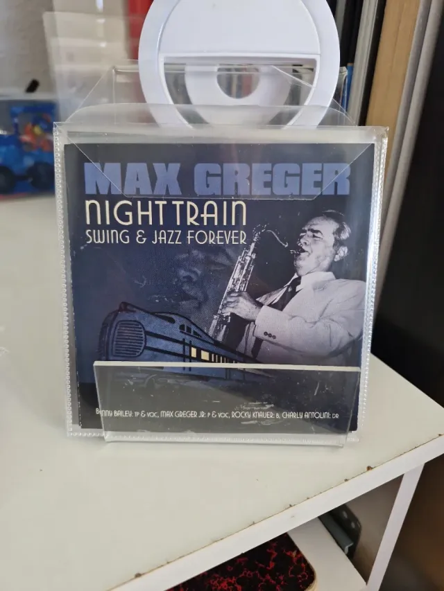 LOTE DE 50 CDS JAZZ,ROCK,ORIGINALES